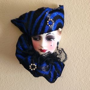 50-60's signed Glamour facial figurine, sgn by artist